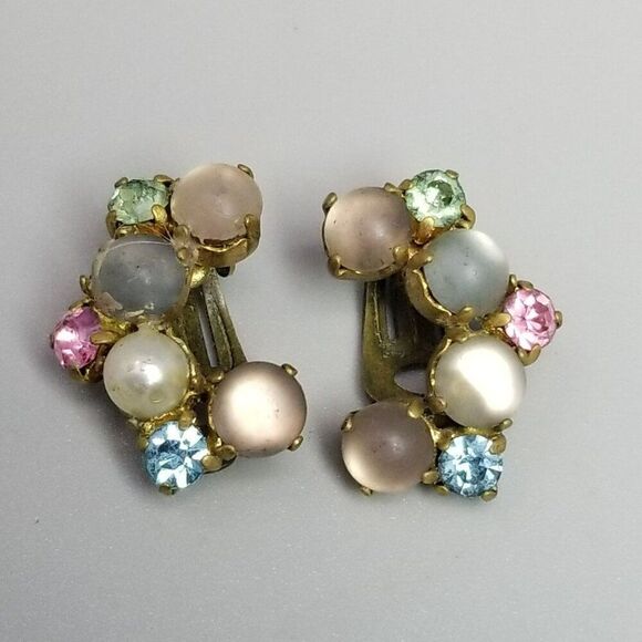 Vintage Made in Germany Pastel Rhinestone Moonglow Clip On Earrings Retro Estate - Picture 9 of 9